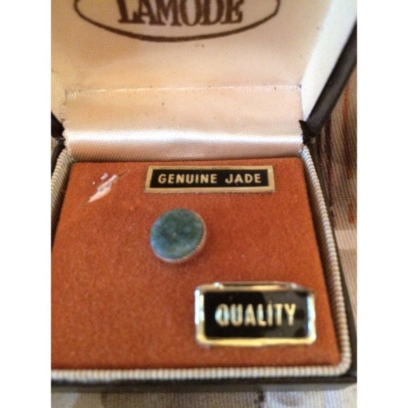Vintage Tie Tack Jade and Gold in Original Box Lamode Mad Man Era Man Cave Decor - Picture 4 of 4